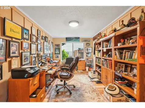 15780 SW Oakhill Lane Portland OR 97224