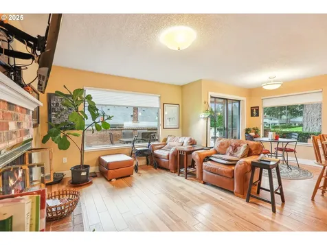 15780 SW Oakhill Lane Portland OR 97224