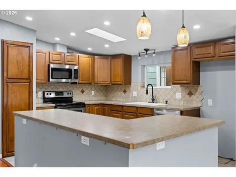 2373 Wild River Drive Roseburg OR 97470
