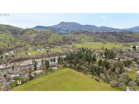 2373 Wild River Drive Roseburg OR 97470