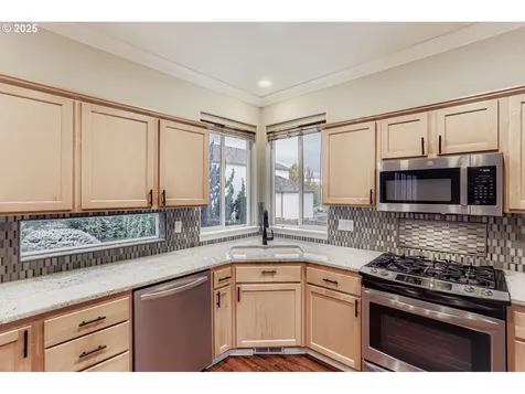 12697 SW Canvasback Way Beaverton OR 97007