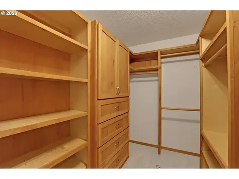 11241 SW Summer Lake Drive Portland OR 97223