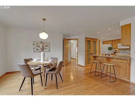 11241 SW Summer Lake Drive Portland OR 97223