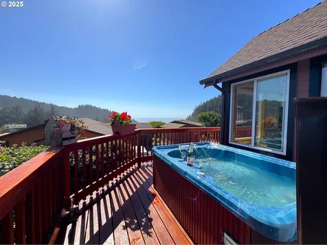 19921 Whaleshead Road Brookings OR 97415