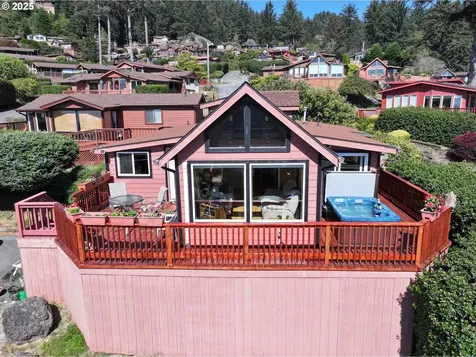 19921 Whaleshead Road Brookings OR 97415