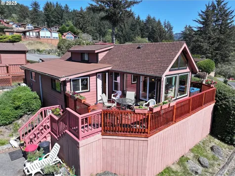 19921 Whaleshead Road Brookings OR 97415