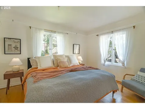 3824 SE Carlton Street Portland OR 97202
