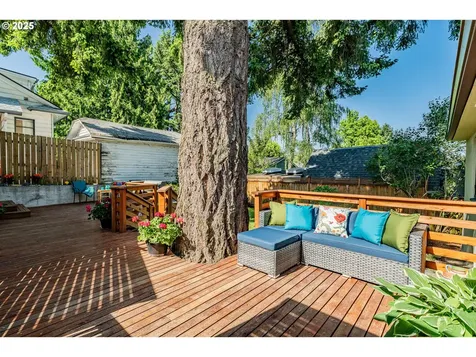 3824 SE Carlton Street Portland OR 97202