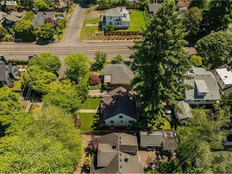 3824 SE Carlton Street Portland OR 97202