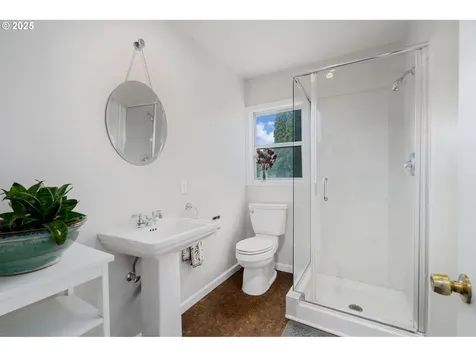 5525 N Hudson Street Portland OR 97203