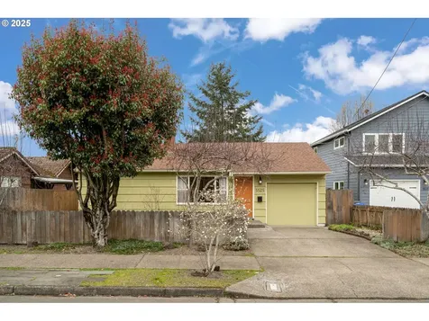 5525 N Hudson Street Portland OR 97203