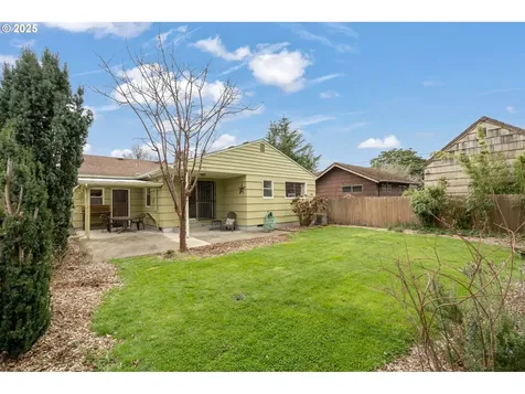 5525 N Hudson Street Portland OR 97203