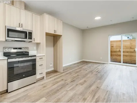 14376 SE Knight Street Portland OR 97236