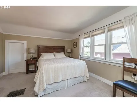 2724 NE 29th Avenue Portland OR 97212