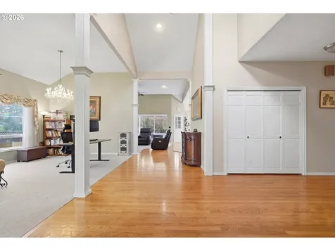 14234 NW Lakeshore Court Portland OR 97229