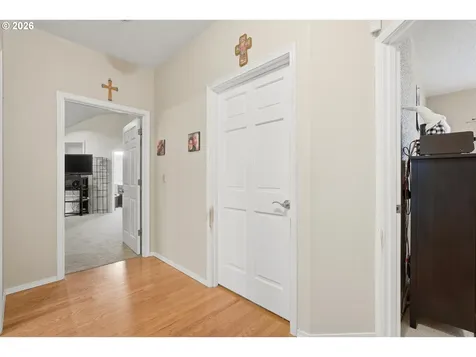14234 NW Lakeshore Court Portland OR 97229