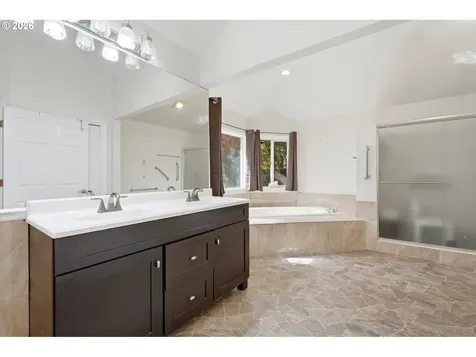 14234 NW Lakeshore Court Portland OR 97229