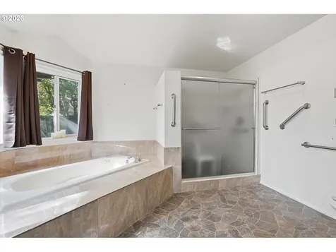 14234 NW Lakeshore Court Portland OR 97229
