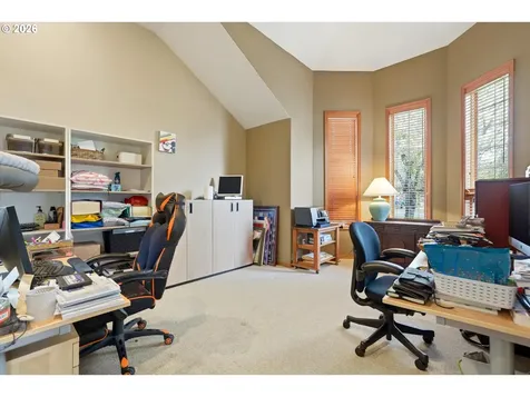 14234 NW Lakeshore Court Portland OR 97229