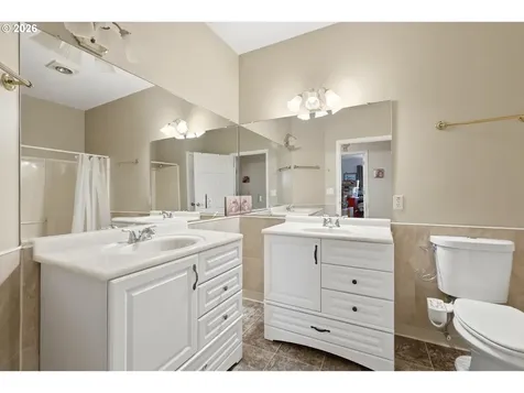 14234 NW Lakeshore Court Portland OR 97229