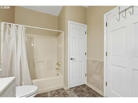 14234 NW Lakeshore Court Portland OR 97229