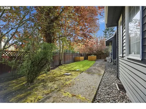 14234 NW Lakeshore Court Portland OR 97229