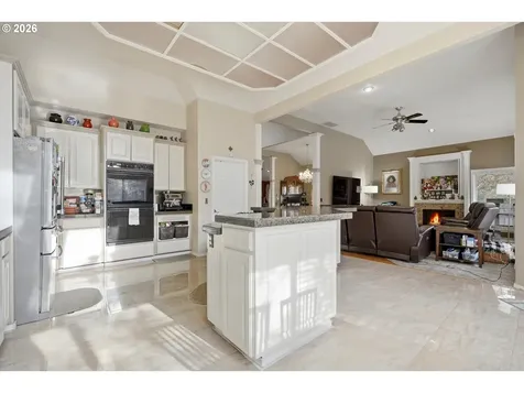14234 NW Lakeshore Court Portland OR 97229