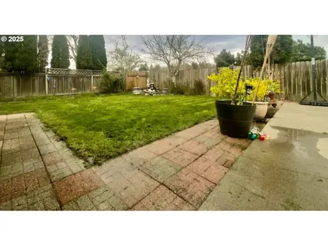 1200 SW 215th Avenue Beaverton OR 97003