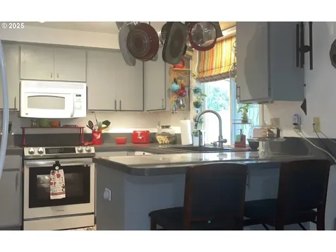 1200 SW 215th Avenue Beaverton OR 97003