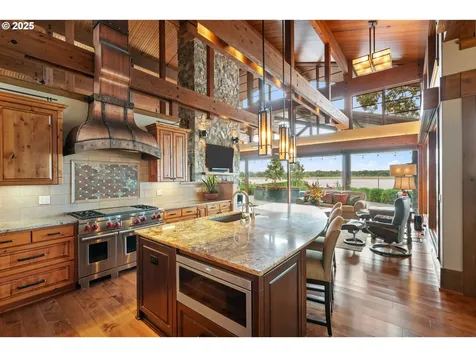 3708 SE 139th Avenue Vancouver WA 98683