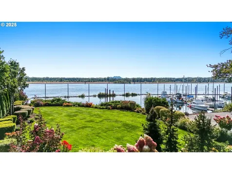 3708 SE 139th Avenue Vancouver WA 98683