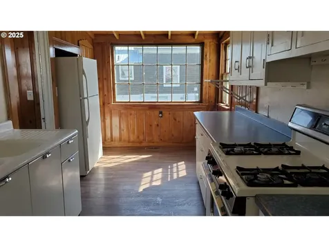 2932 Madison Street Baker City OR 97814
