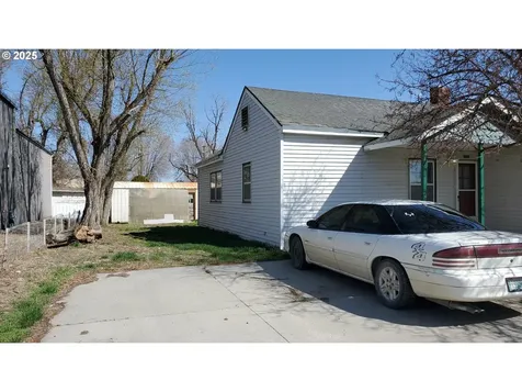2932 Madison Street Baker City OR 97814