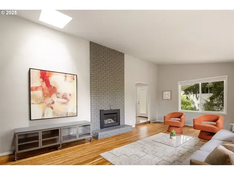 2550 W 23rd Avenue Eugene OR 97405