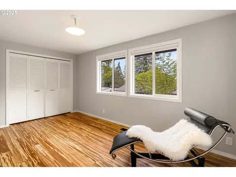 2550 W 23rd Avenue Eugene OR 97405