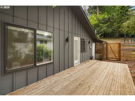 2550 W 23rd Avenue Eugene OR 97405