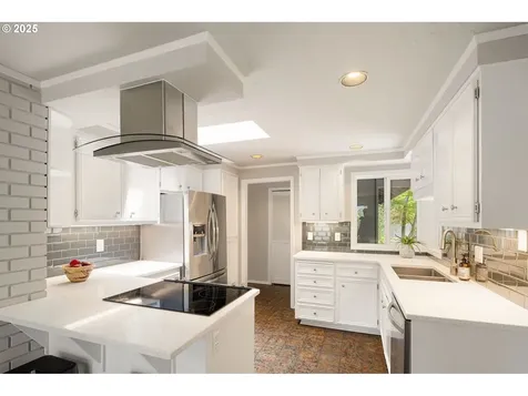 2550 W 23rd Avenue Eugene OR 97405