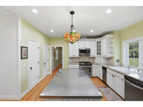 1027 Seabird Drive SW Bandon OR 97411