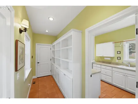 1027 Seabird Drive SW Bandon OR 97411