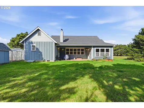1027 Seabird Drive SW Bandon OR 97411
