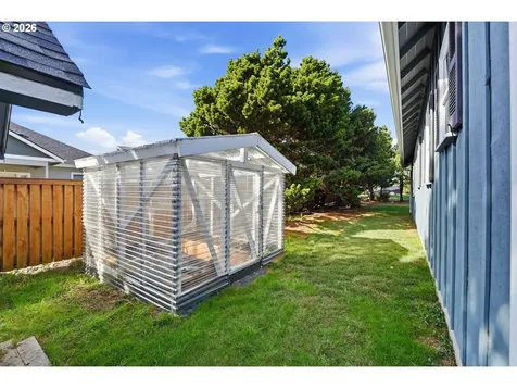 1027 Seabird Drive SW Bandon OR 97411