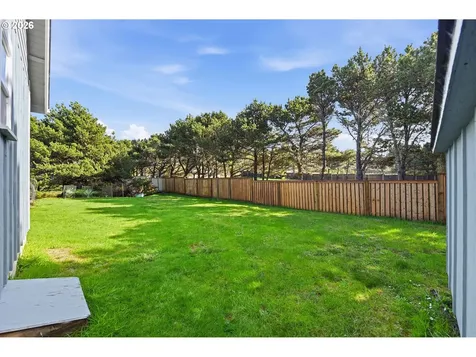 1027 Seabird Drive SW Bandon OR 97411
