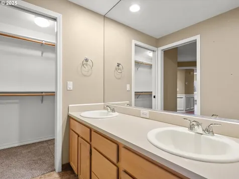 16903 SE 30th Circle Vancouver WA 98683