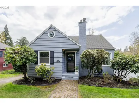 3028 SW Flower Terrace Portland OR 97239