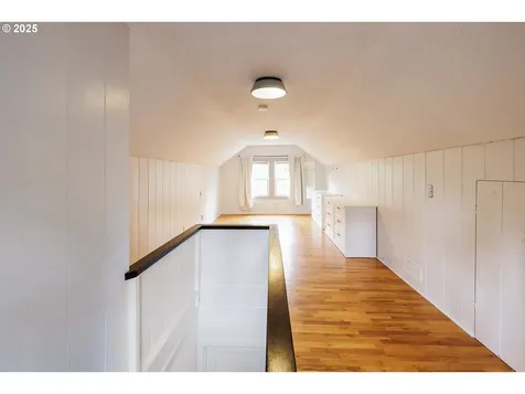 3028 SW Flower Terrace Portland OR 97239