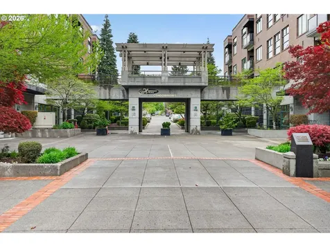 400 W 8th Street Vancouver WA 98660