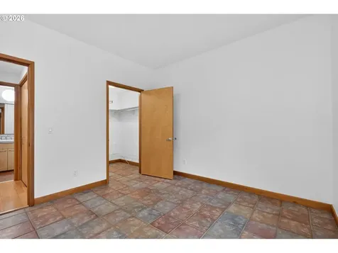 400 W 8th Street Vancouver WA 98660