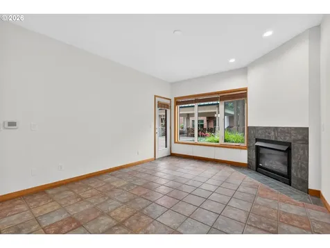 400 W 8th Street Vancouver WA 98660