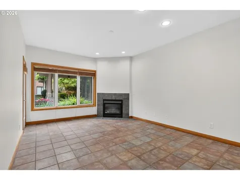 400 W 8th Street Vancouver WA 98660