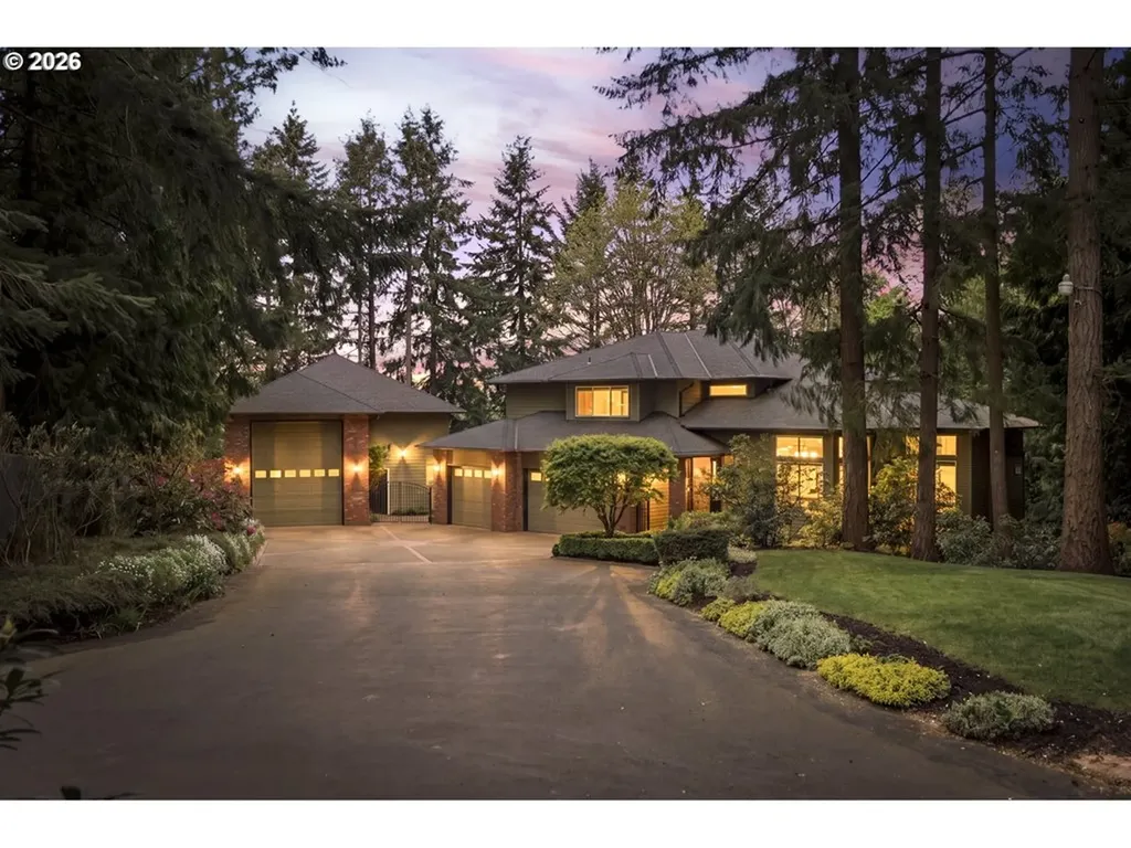 11930 SE Mount Scott Boulevard Happy Valley OR 97086